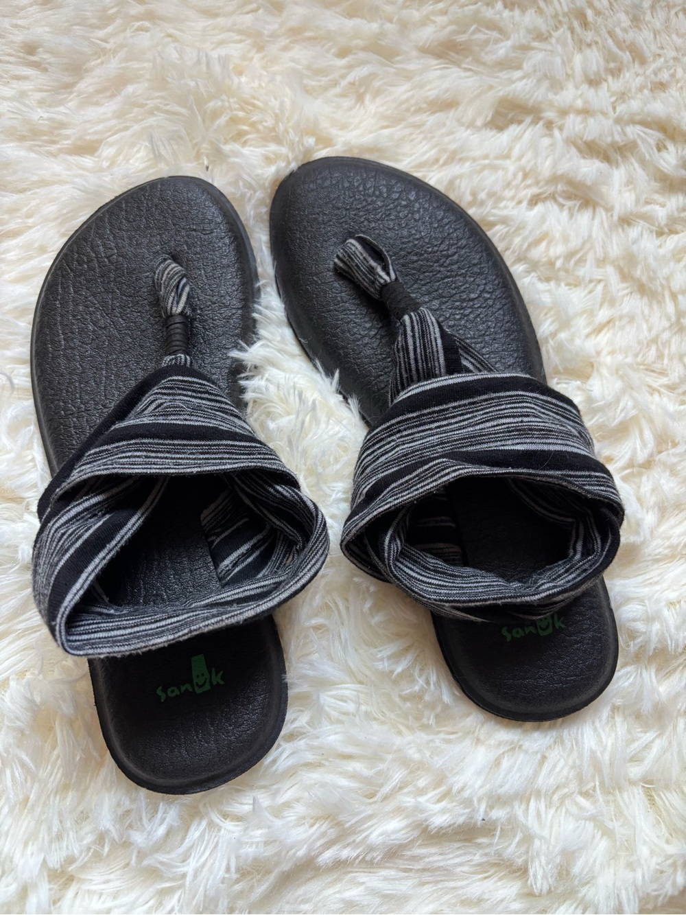 Sanuk Yoga Sling 2 Striped Sandals Womens 7 Black Gray Flip Flop